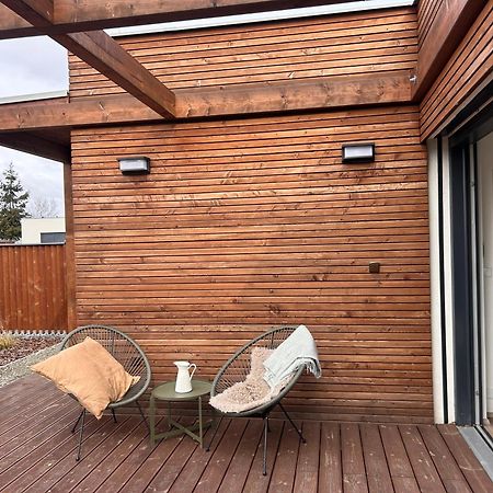 Rezidence Strachotin Villa Exterior photo