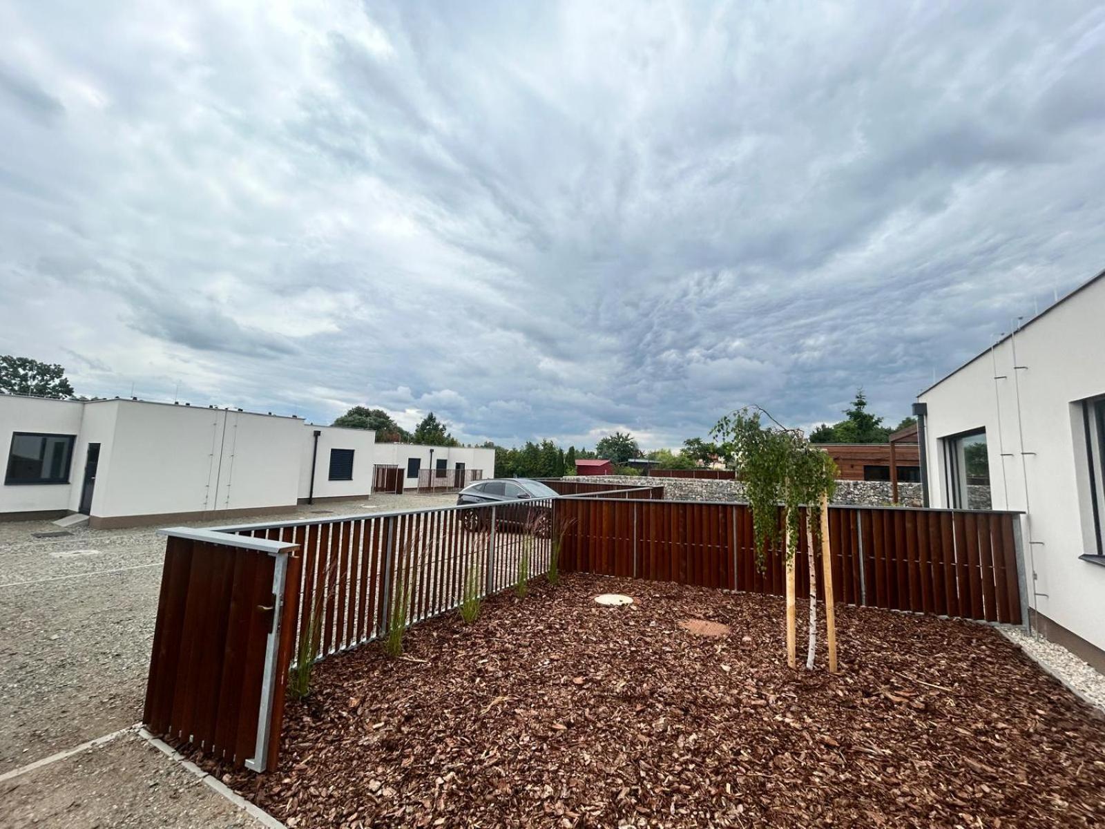Rezidence Strachotin Villa Exterior photo